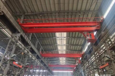 防爆起重機(jī)如何應(yīng)對(duì)危險(xiǎn)物料泄露的情況？